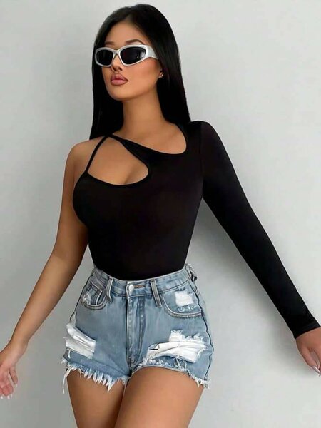 Top asymétrique élégant