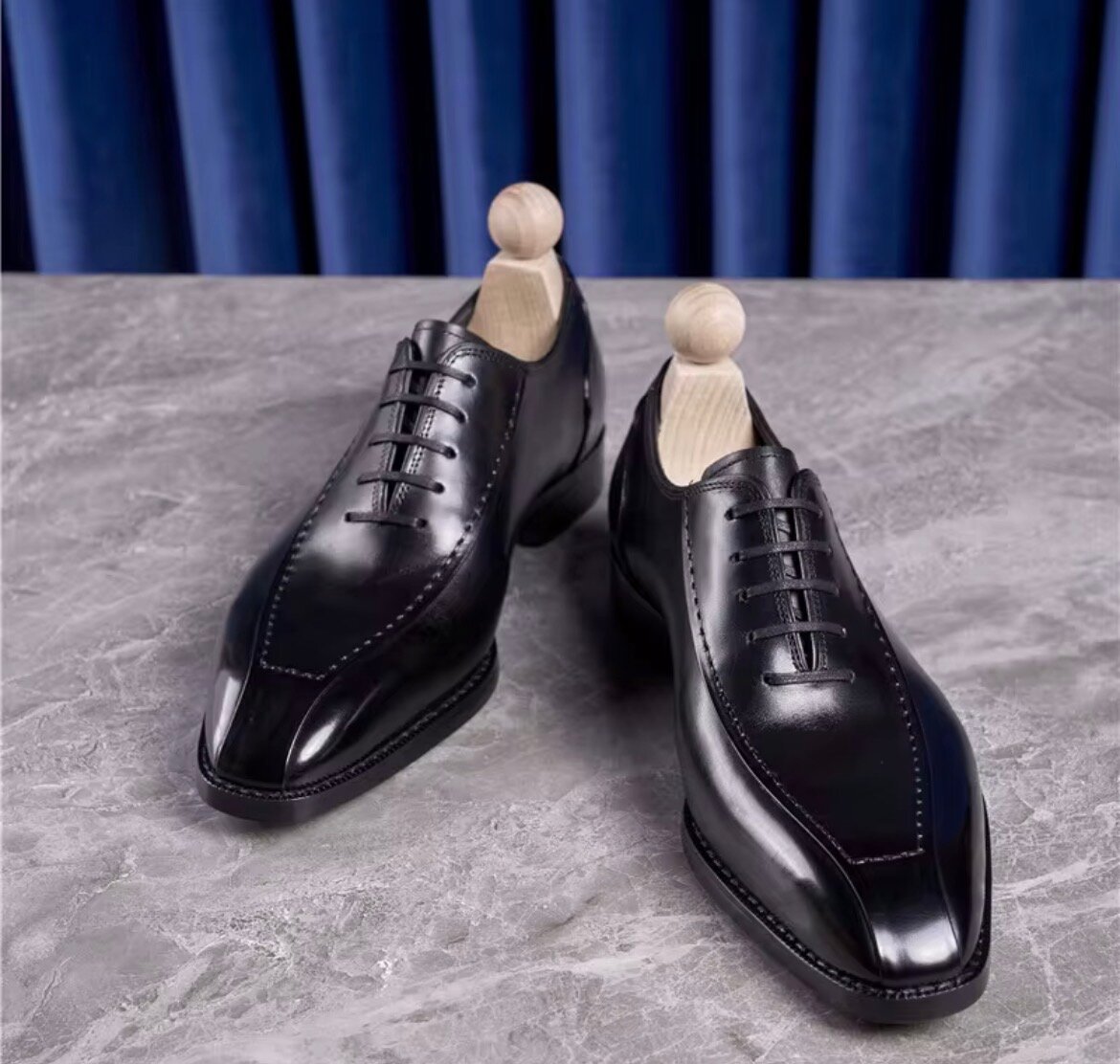 Chaussures habillées en cuir pour homme