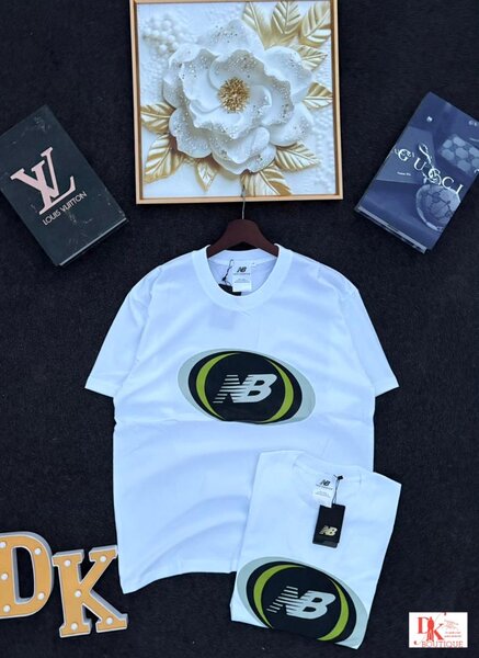 T-shirt style Balenciaga