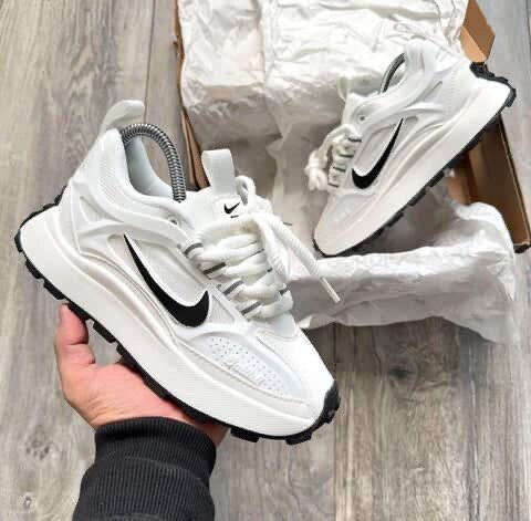Chaussures Nike V2K Run