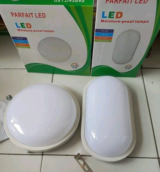 Lumière LED extérieure étanche