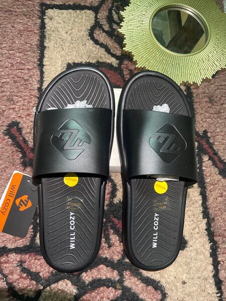 Claquettes confortables homme