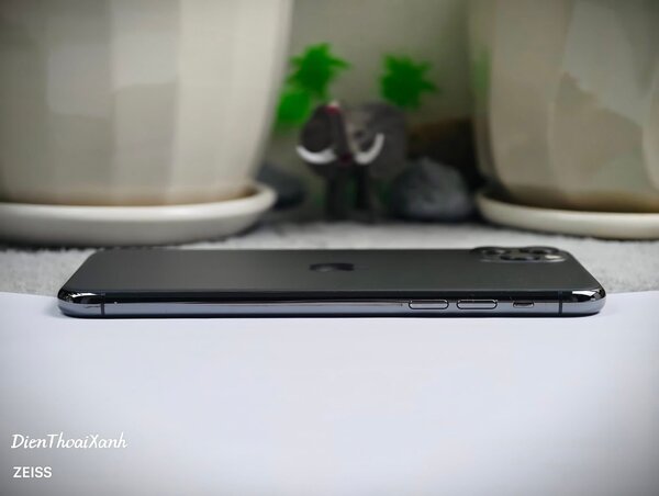 iPhone 11Pro max en Or Délicat