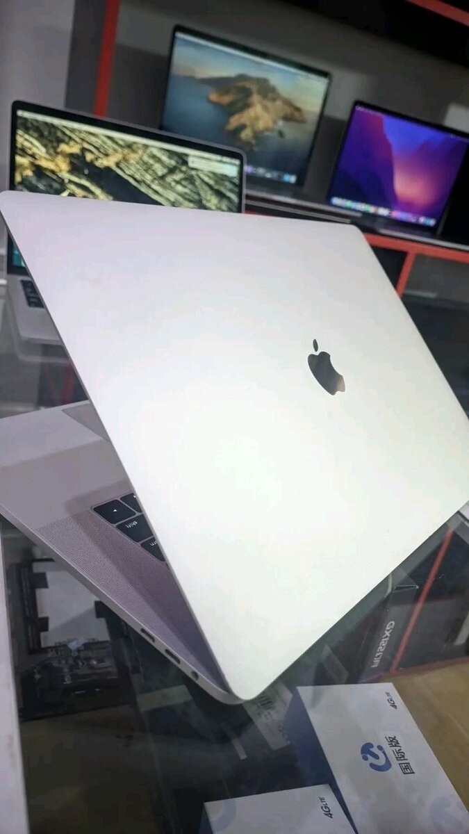 Apple MacBook Pro - Ordinateur portable