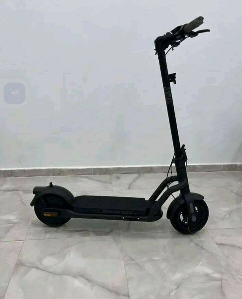 Trottinette électrique pliable