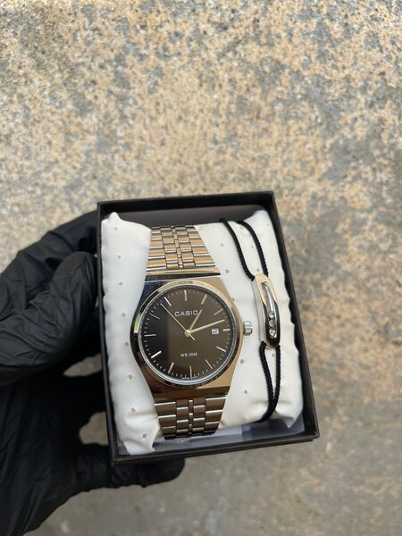 Montre Casio & Bracelet