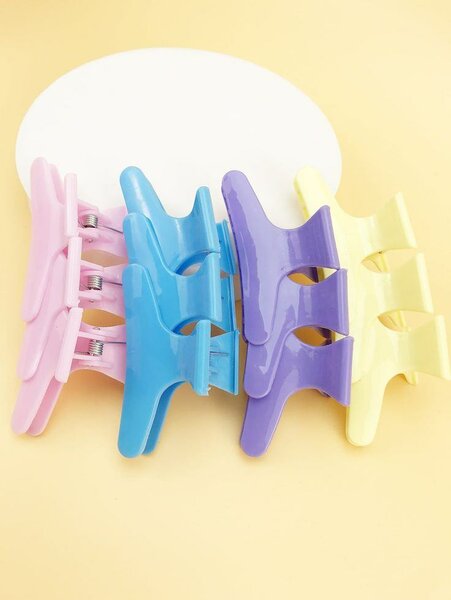Pince à cheveux en plastique