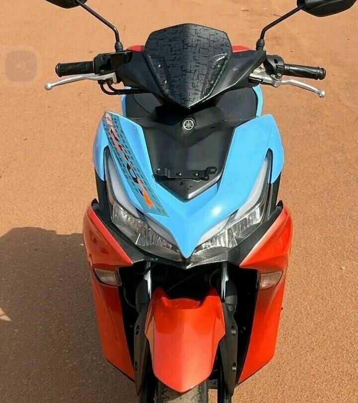 Yamaha Moto scooter thermique