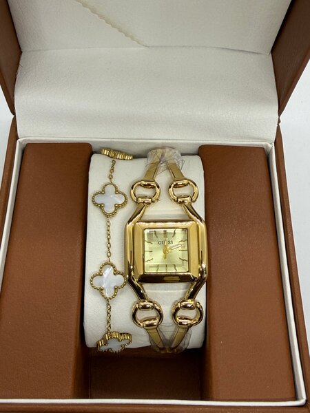 Montre Cartier en or jaune