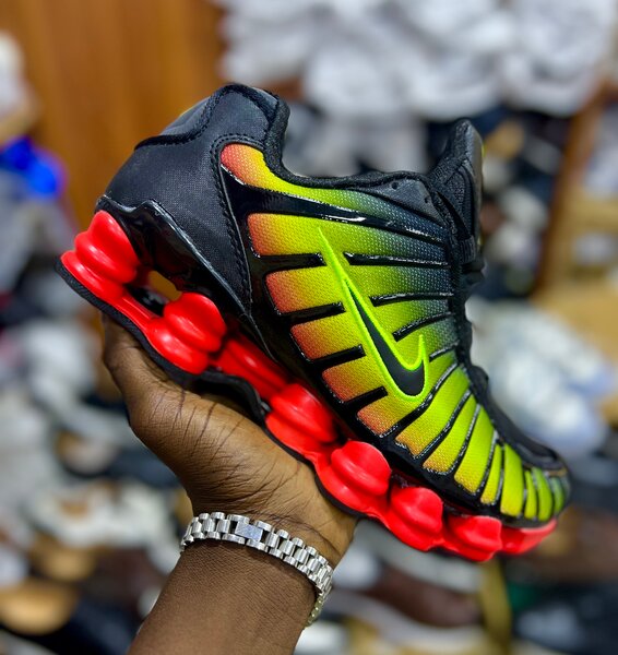 Baskets Nike Shox Homme