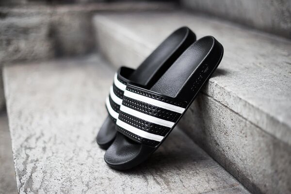 Adidas Slide Noir pour Homme