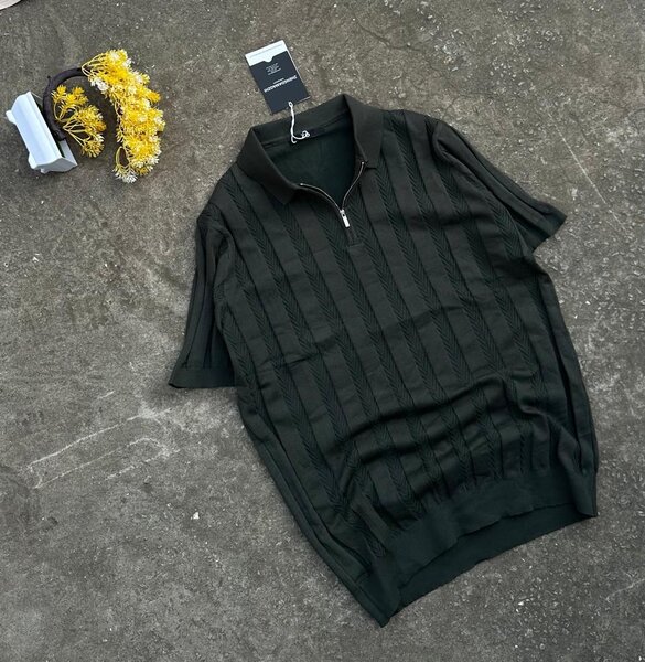 Polo à fermeture éclair élégant