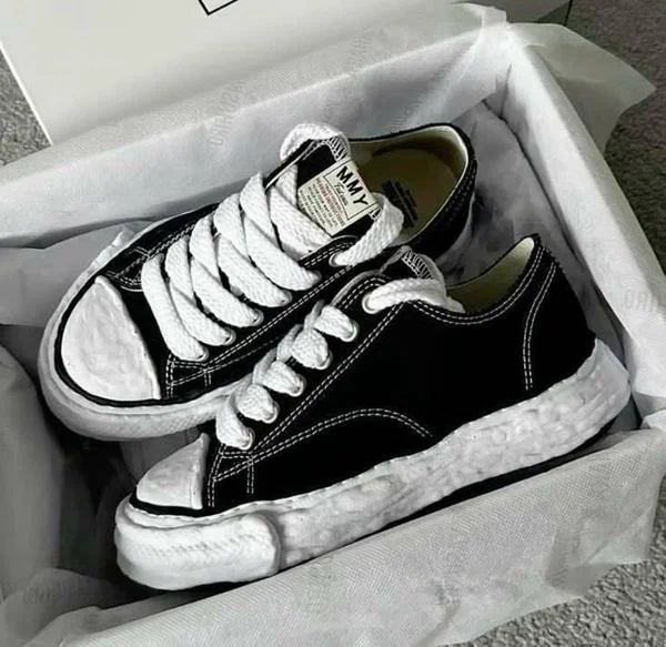 MAISON MAHIRA YASUHIRO