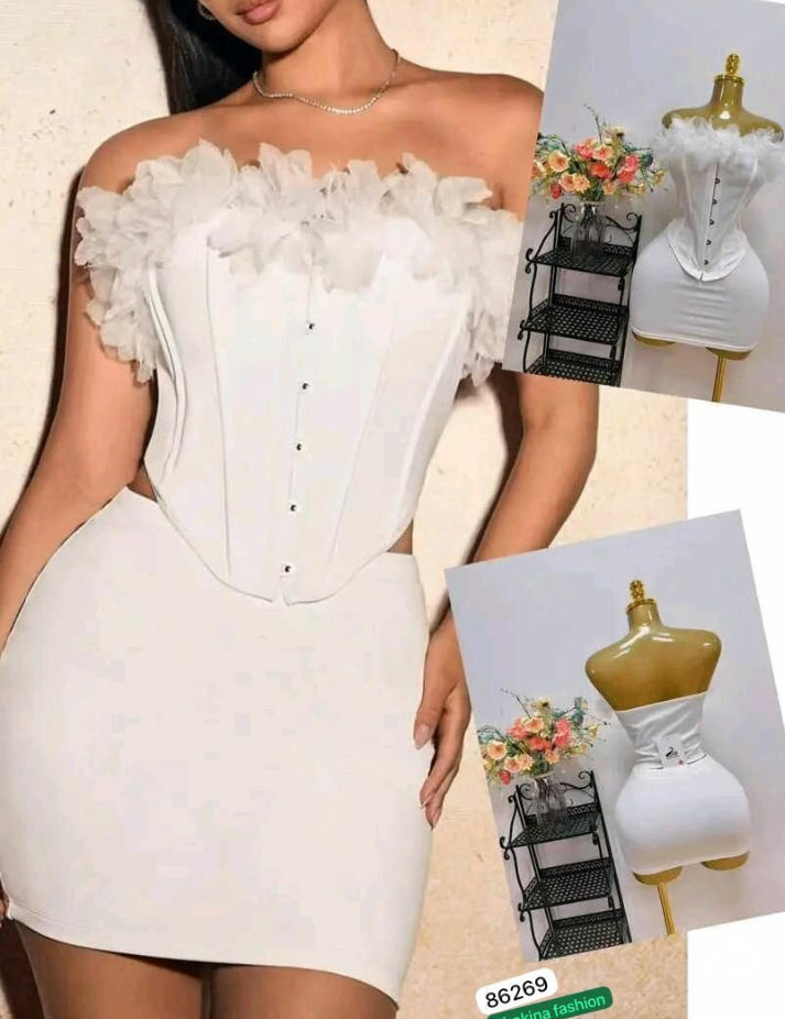 Robe bustier blanche élégante