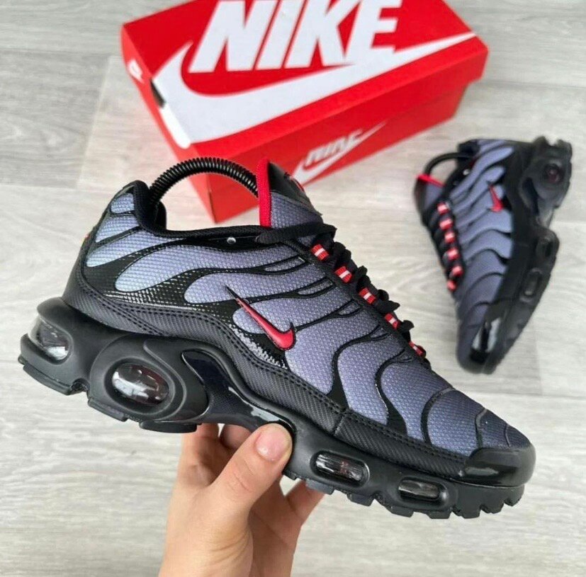 Basket Nike TN