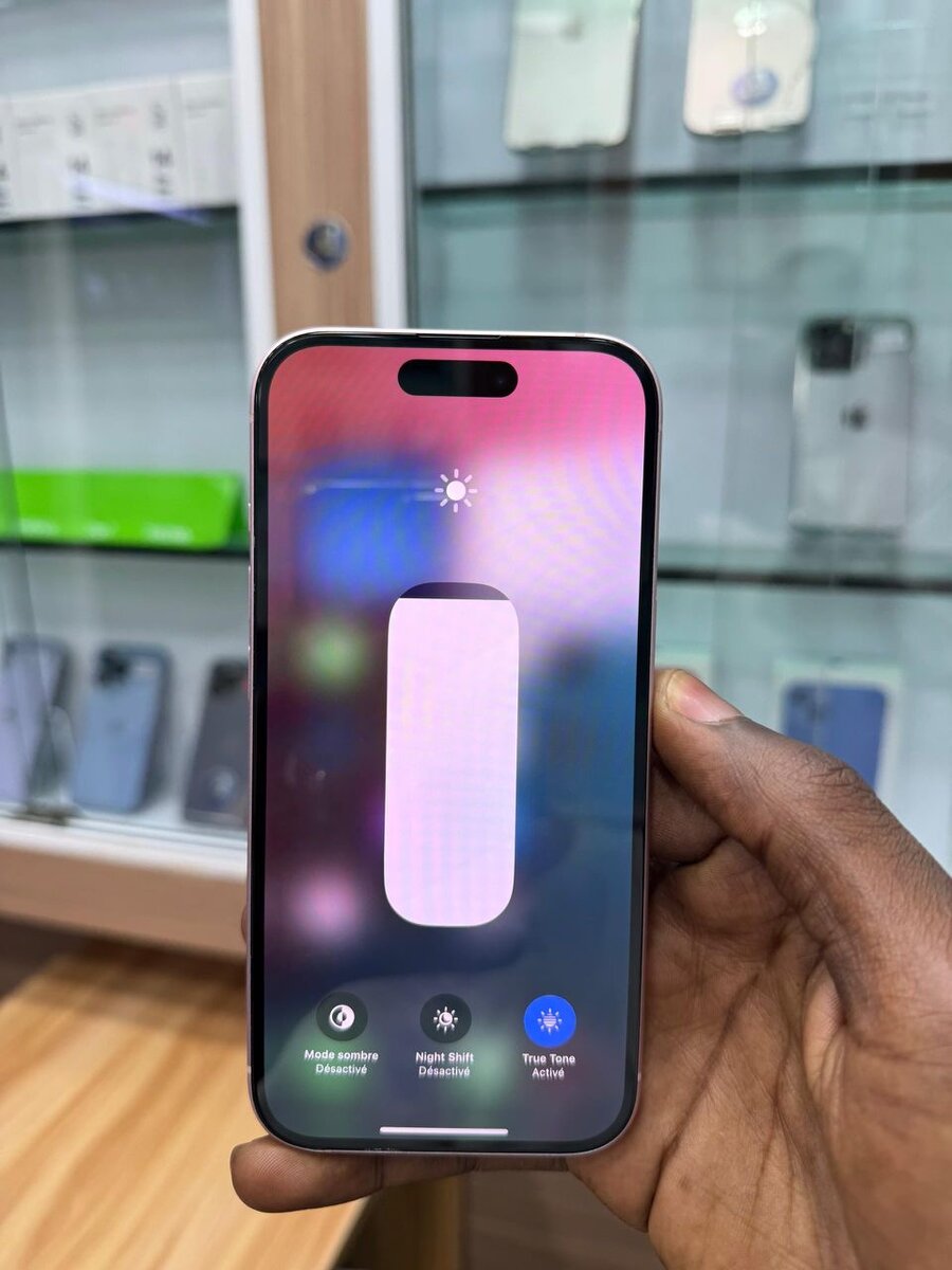 iPhone 15 Rose 128Go