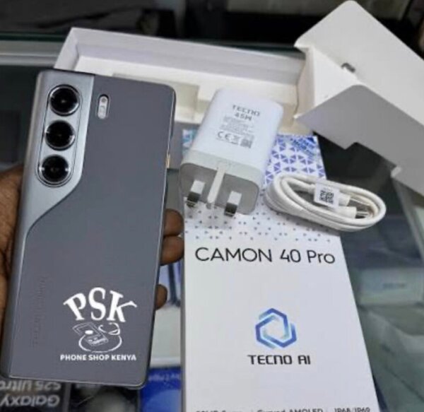 Tecno Camon 40 Pro