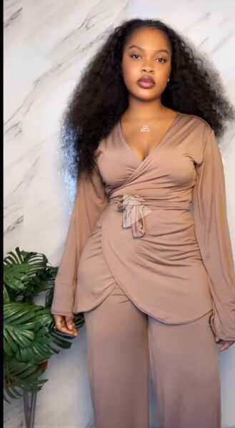 Ensemble femme chic vert et marron