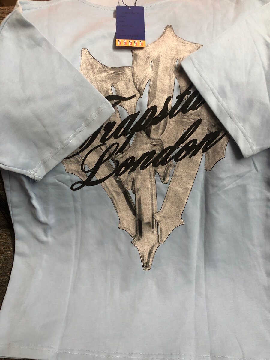 T-shirt graphique unisexe tendance