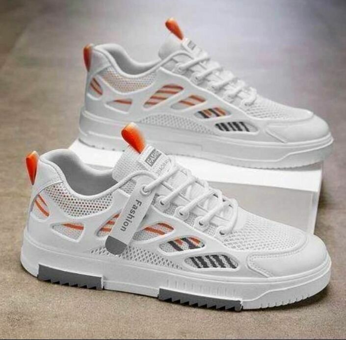 Chaussures de sport blanches tendance