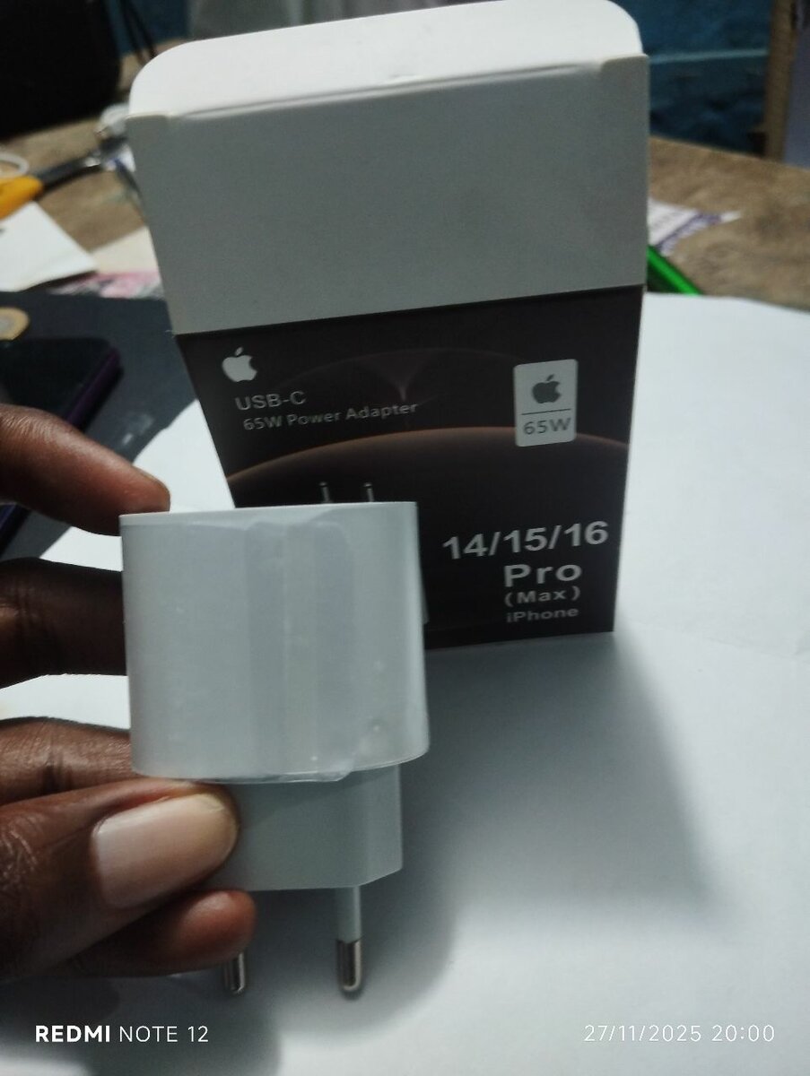 Chargeur USB-C 65W iPhone