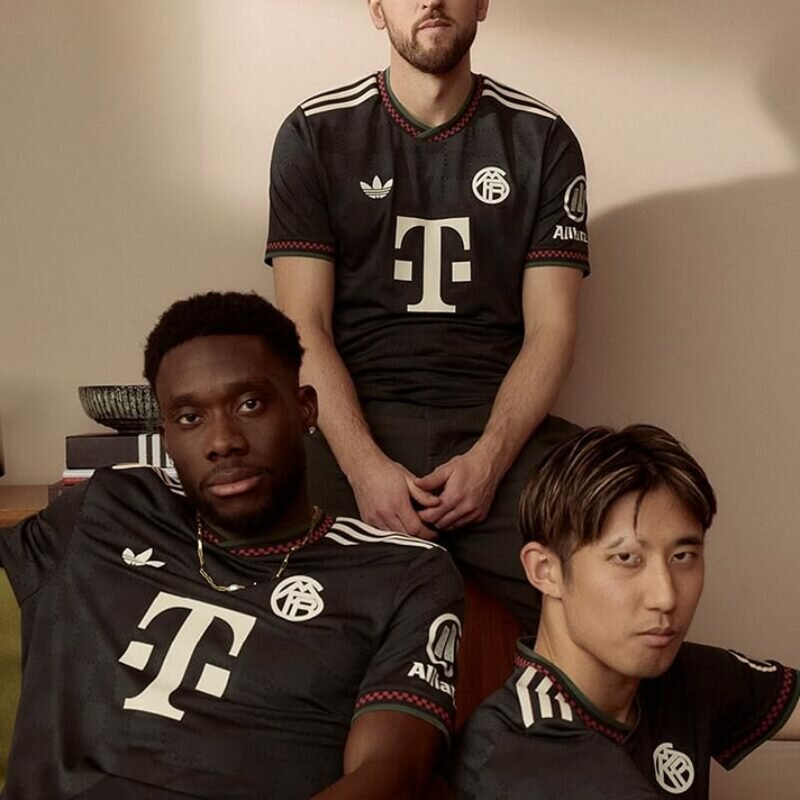 Maillot de foot noir du Bayern