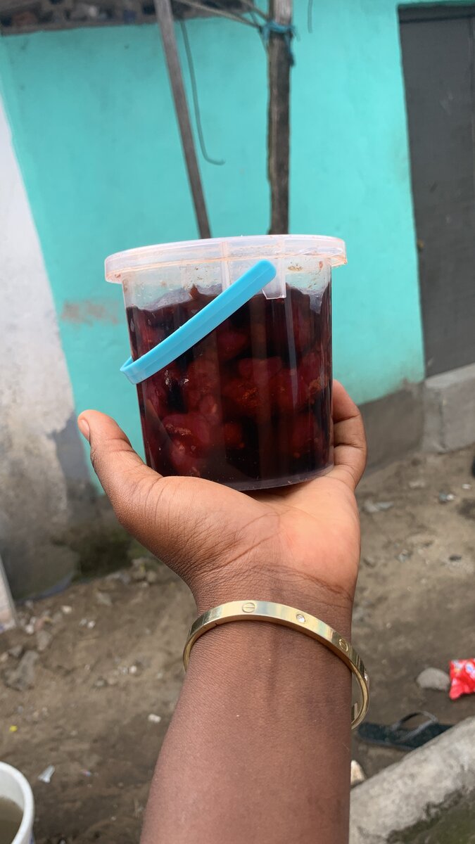 Confitures artisanales variées