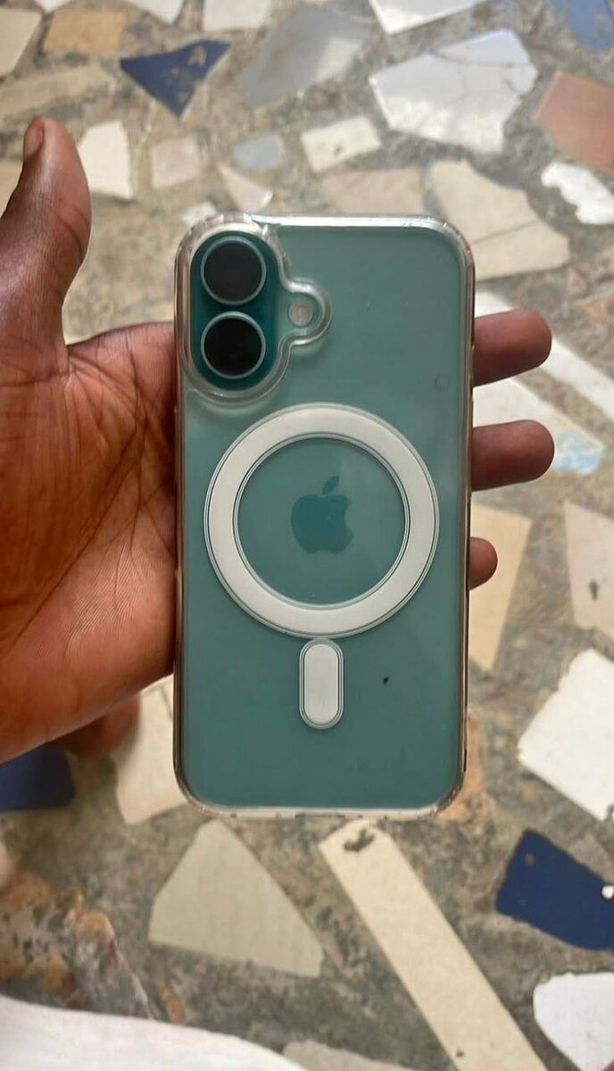 iPhone Pro avec MagSafe