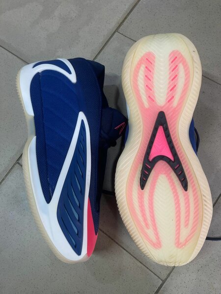 BASKETBALL ANTHONY EDWARD 2