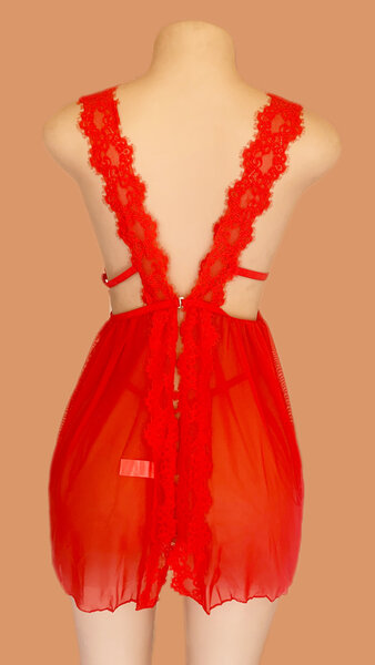 Nuisette en dentelle rouge sexy