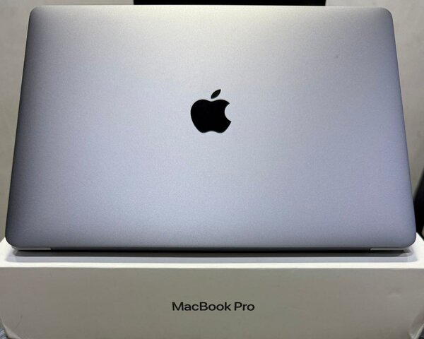 PC MacBook Pro M2 (Retina 13 p