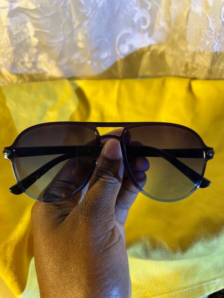 Lunettes de soleil élégantes