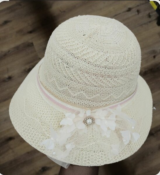 Chapeau en crochet élégant