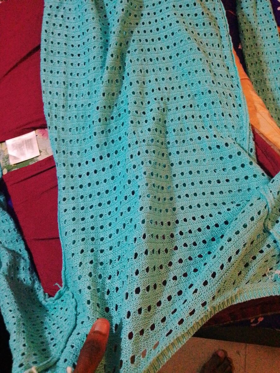 Gilet en crochet turquoise
