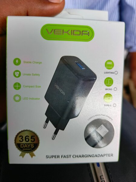 Chargeur rapide USB VEKIDA