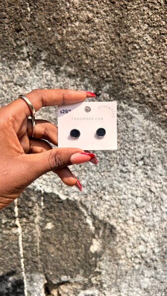 Boucles d'oreilles noires élégantes