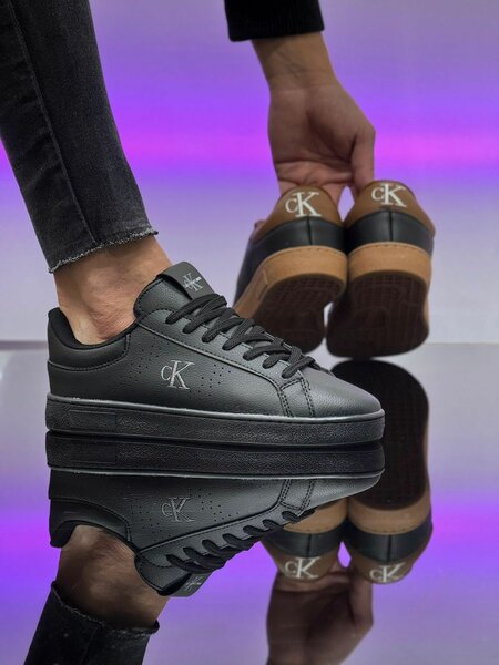 Sneakers noirs élégants