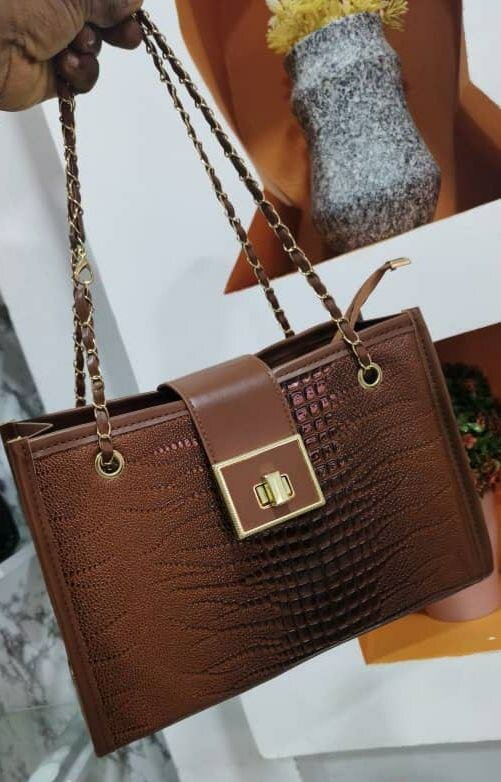 Sac à main texturé élégant