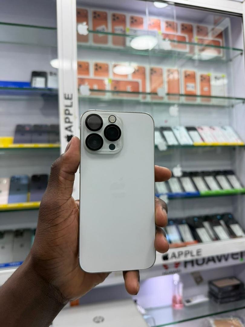 14 pro max 128Go sans ID