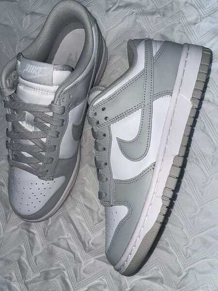 Nike SB Dunk Low blanc gris