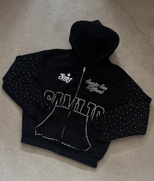 Sweat à capuche design urbain