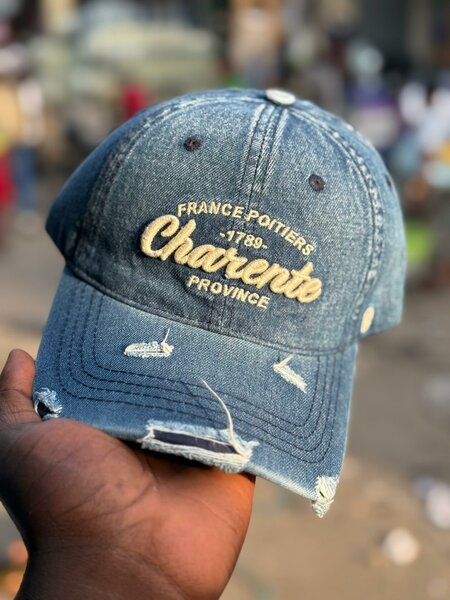 Casquette en jean décontractée