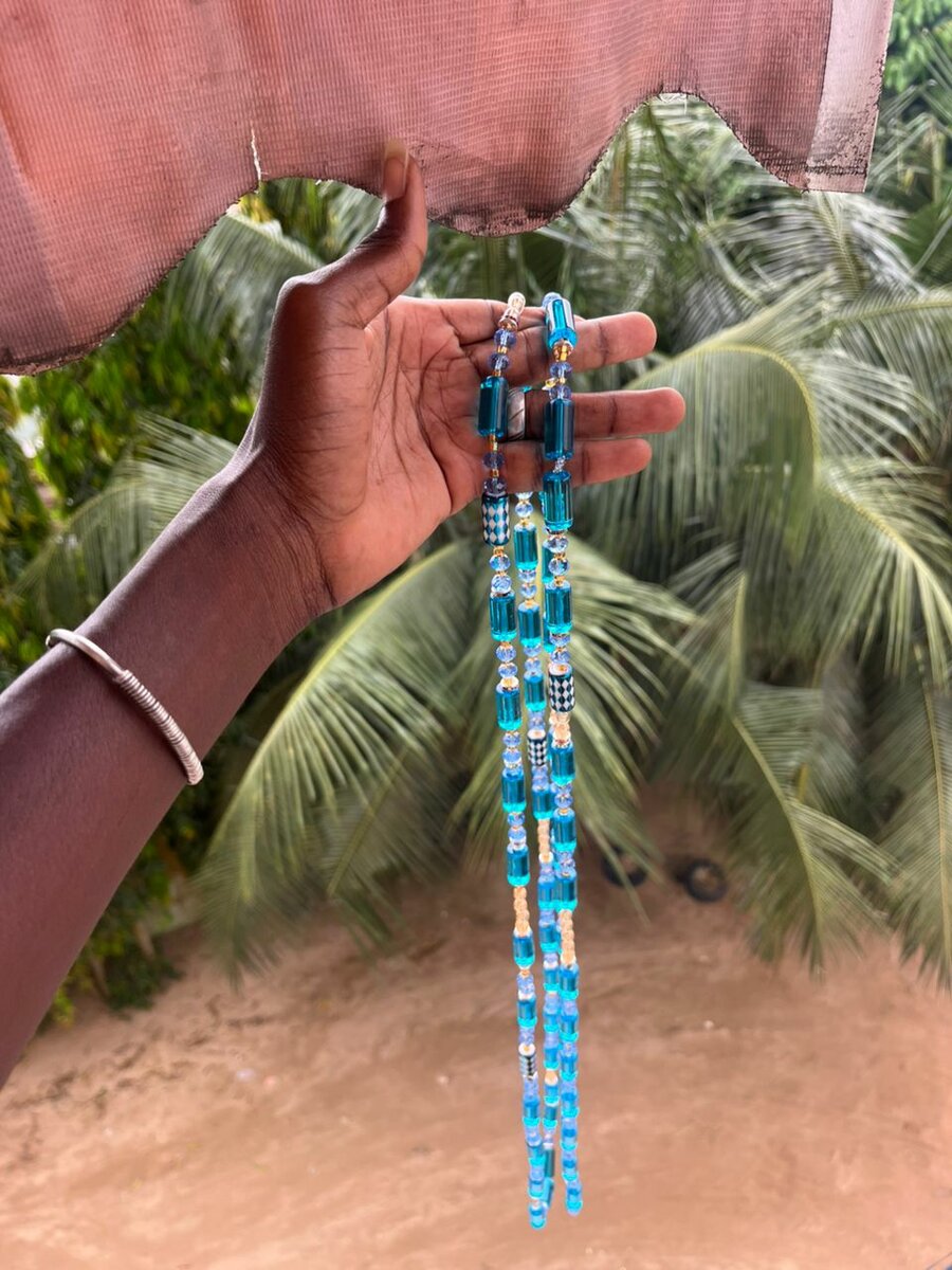 Collier perles colorées