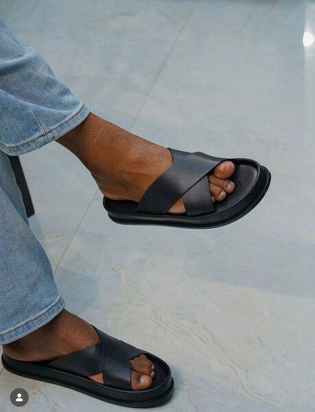 Sandales plates pour homme