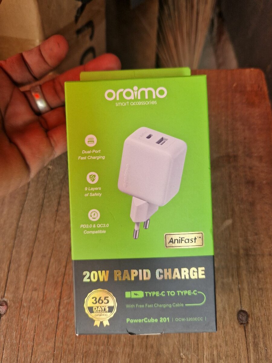 Chargeur rapide Oraimo 20W