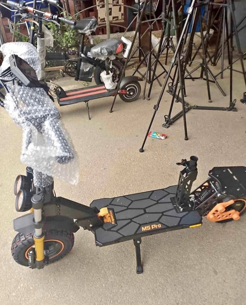 Trottinette électrique tout-terrain MS Pro