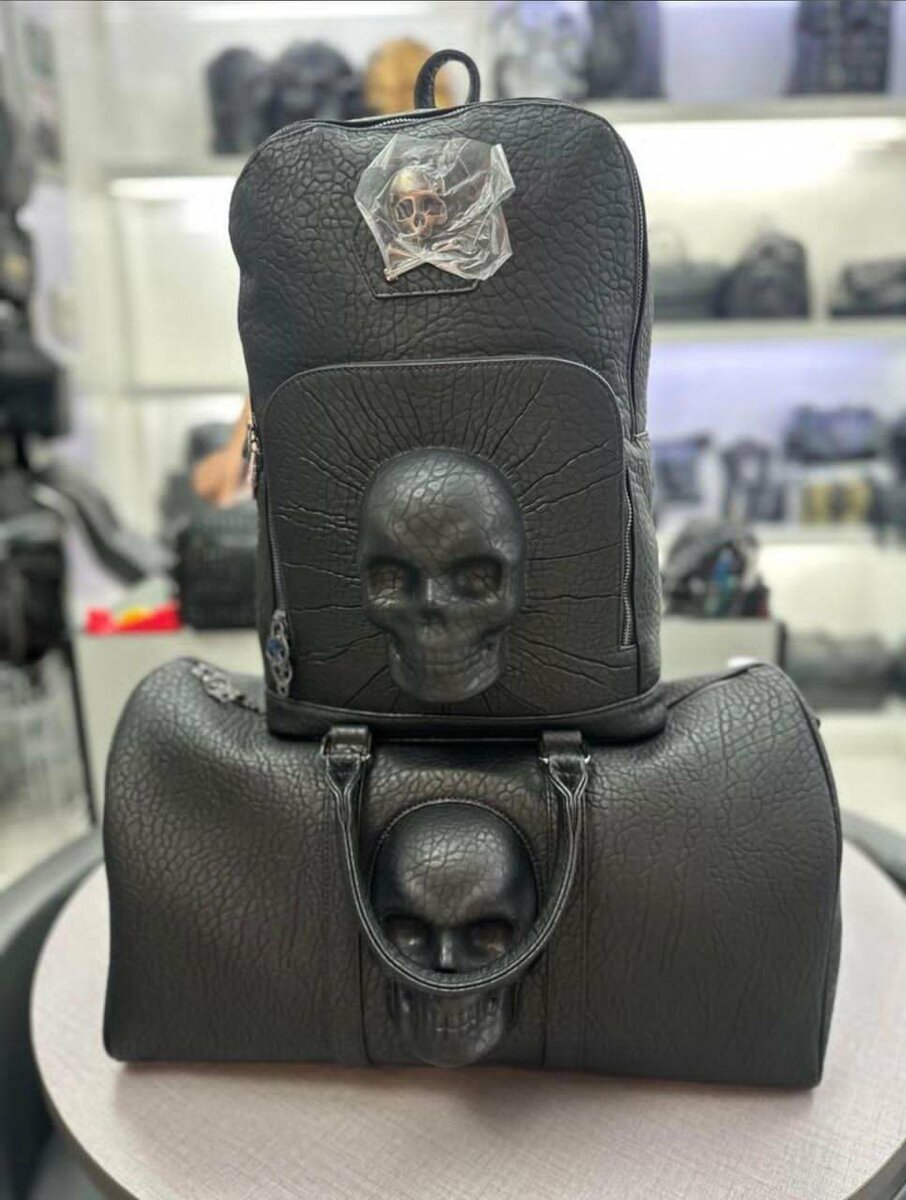 Sac à dos et sac à main crânes
