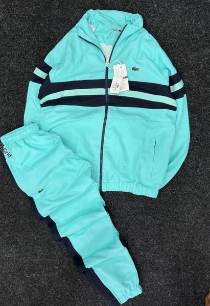 Survêtement sportif turquoise