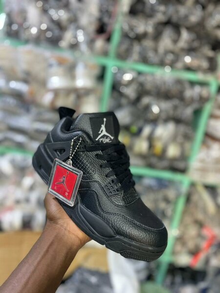 Baskets noires élégantes