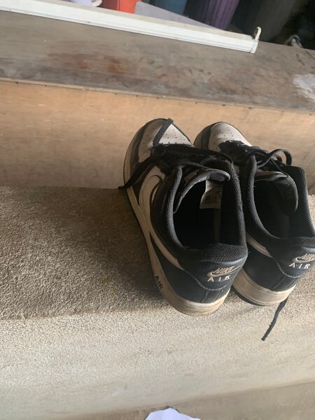 Baskets Nike Air Noir et Blanc